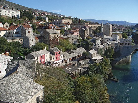 (c) Feh�rv�r Travel