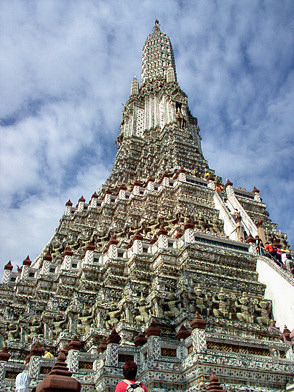 Bangkok: a Hajnal Temploma