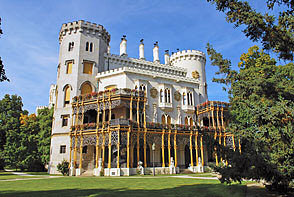 Hluboka kast�lya