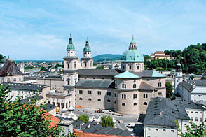 a salzburgi dóm a várhegy felől