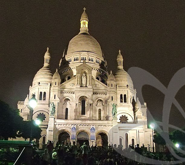 a Sacré Coeur esti fényei
