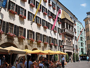Innsbruck óvárosi részlet az Aranytetővel